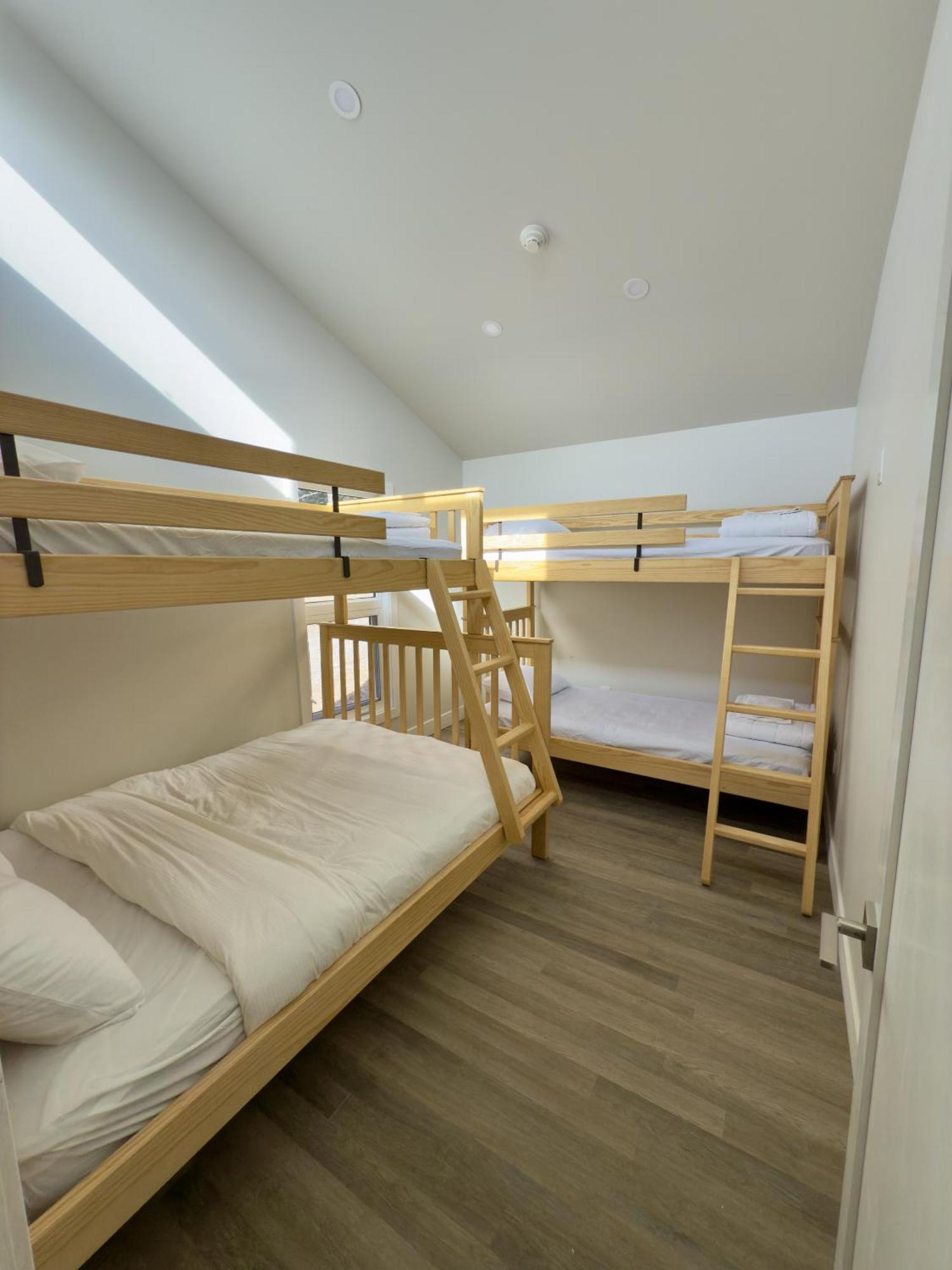 Canmore Alpine Hostel - Alpine Club Of Canada Ngoại thất bức ảnh